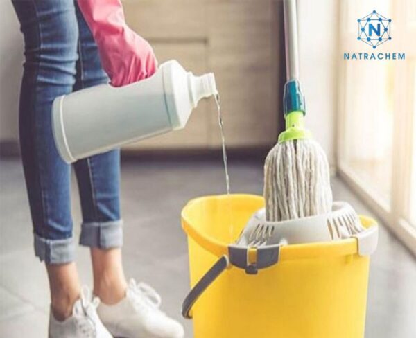 Chất tẩy rửa và những điều mà bạn cần biết: Tham khảo ngay